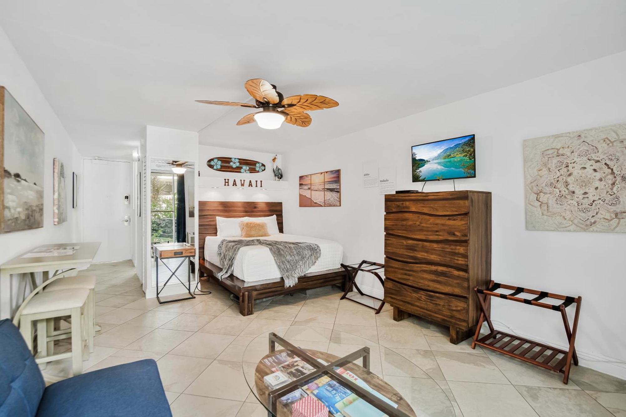 Downtown Hawaiian Paradise Condo With Hot Tub, Pool & Beach - Kona Islander Inn Kailua-Kona Exterior photo
